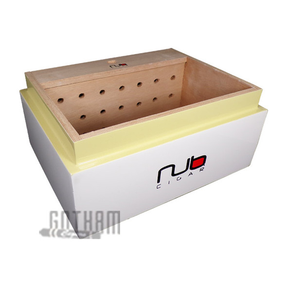Nub Cigar Desktop Humidor Open